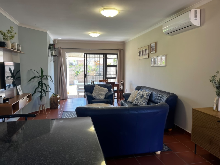 To Let 2 Bedroom Property for Rent in Gonubie North Eastern Cape